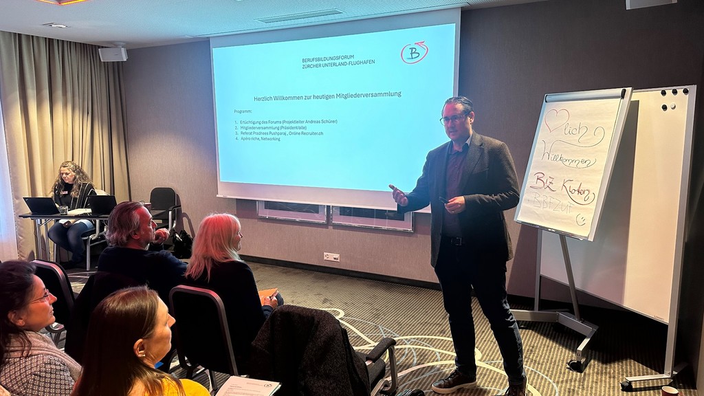 Vortrag Andreas Schürer.jpeg